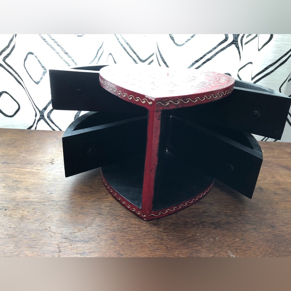 Red Heart-Shaped Decorative Box - Picture 6 of 7